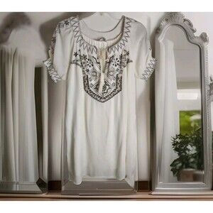 Abercrombie & Fitch Dress Size S White Tassel Short Sleeves Lined Embroidered
